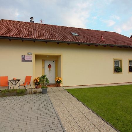 Orange Loft Apartment Kájov Exteriér fotografie
