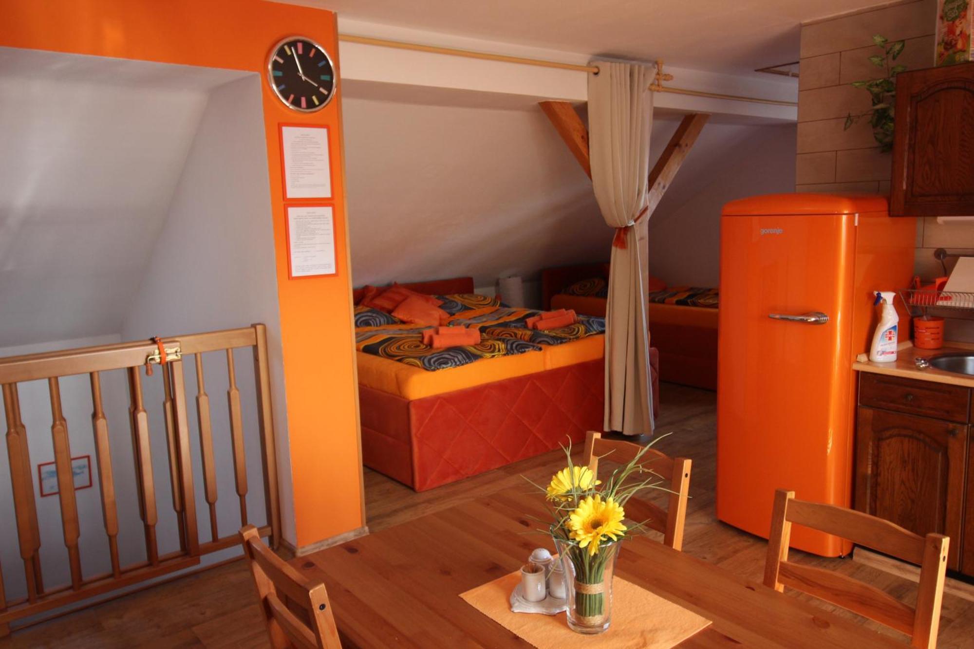 Orange Loft Apartment Kájov Exteriér fotografie