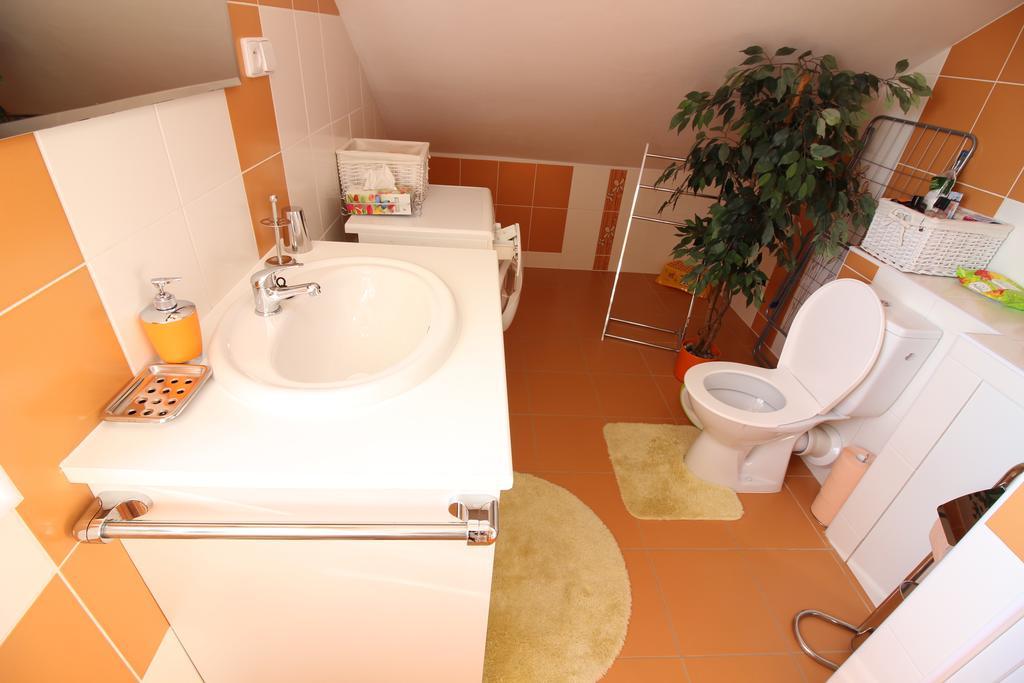 Orange Loft Apartment Kájov Exteriér fotografie