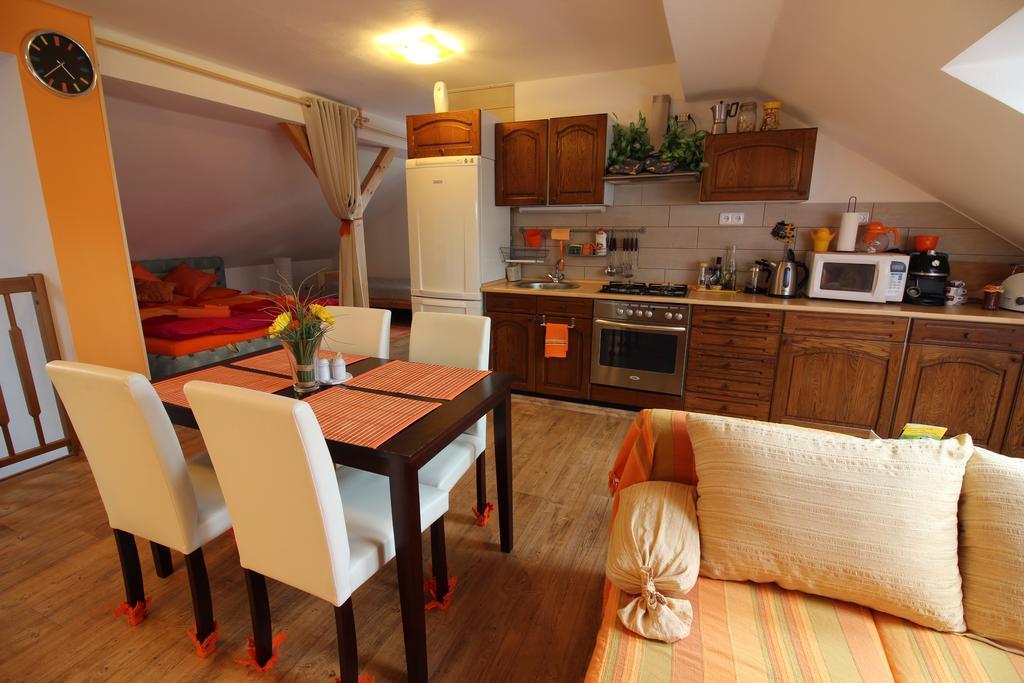 Orange Loft Apartment Kájov Exteriér fotografie