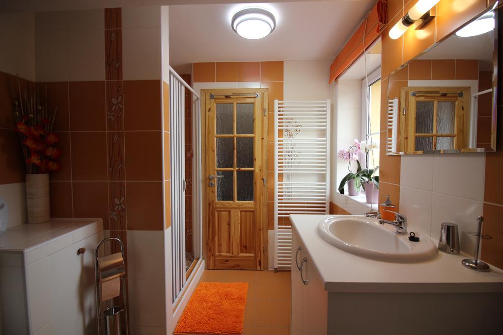 Orange Loft Apartment Kájov Exteriér fotografie